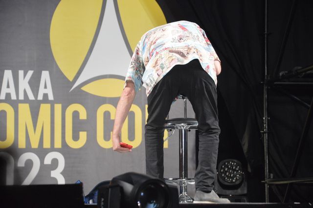 自由すぎるマイケル・ルーカー、大阪コミコンで大暴れ！爆笑ステージ写真集（2枚目）