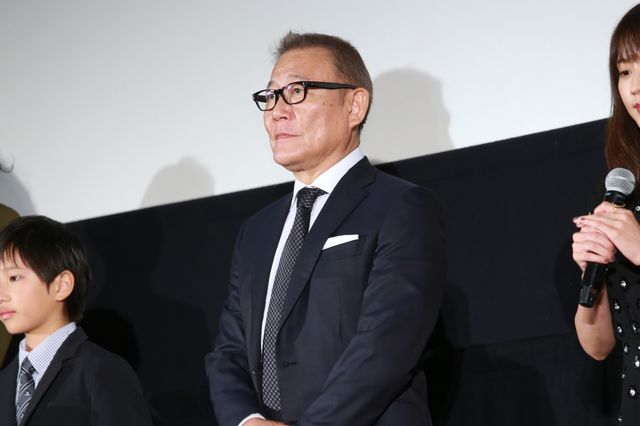 有村架純＆桜庭ななみら笑顔で登場！『かぞくいろ－RAILWAYS わたしたちの出発－』完成披露試写会：フォトギャラリー