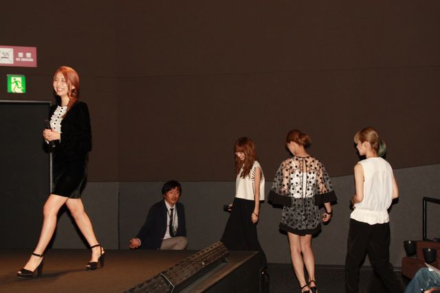 ガールズバンドSCANDAL、ツアー密着のドキュメンタリー公開！フォトギャラリー（5枚目）