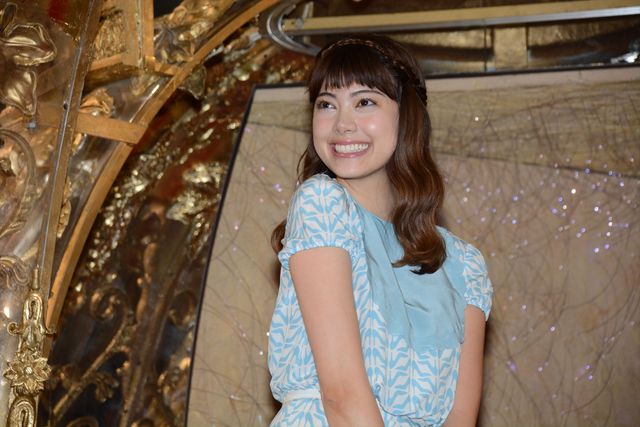 森星、黄金のカボチャの馬車から登場！フォトギャラリー（9枚目）