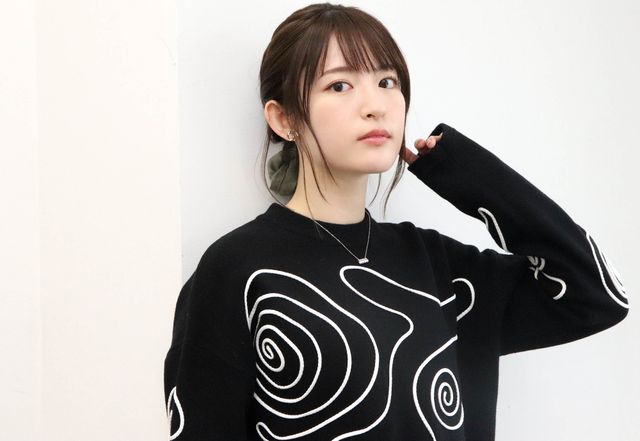 超キュート！禪院真希役・小松未可子『劇場版　呪術廻戦 0』インタビューカット（3枚目）