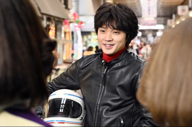 80年代さく裂！「不適切にもほどがある！」第1話場面写真：フォトギャラリー