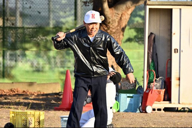 80年代さく裂！「不適切にもほどがある！」第1話場面写真（2枚目）