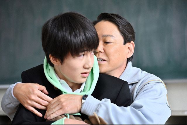 80年代さく裂！「不適切にもほどがある！」第1話場面写真（13枚目）