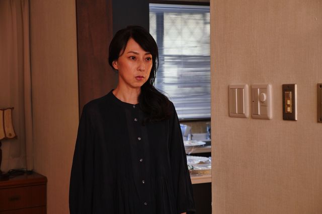 「世にも奇妙な物語’23 夏の特別編」池田エライザ・醍醐虎汰朗・宮村優子が出演「視線」（5枚目）