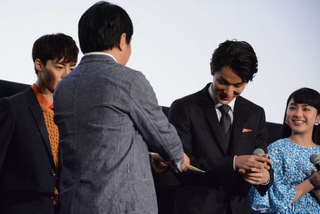 中川大志、千葉雄大、高杉真宙らイケメンぞろい『ReLIFE リライフ』初日舞台あいさつ（9枚目）