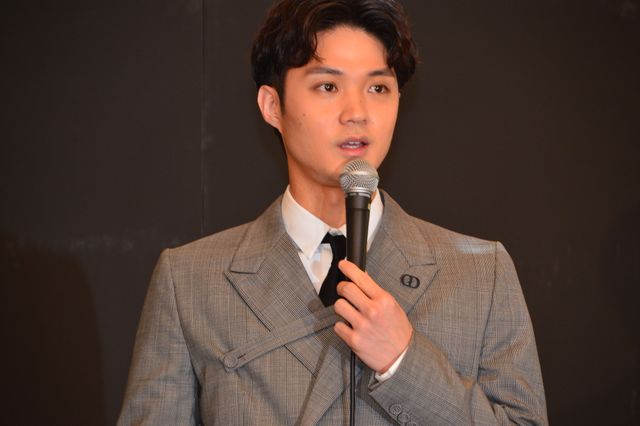 アラン・磯村勇斗、1号＆ギーツと対面！「THE 仮面ライダー展」静岡会場オープニングセレモニー（2枚目）