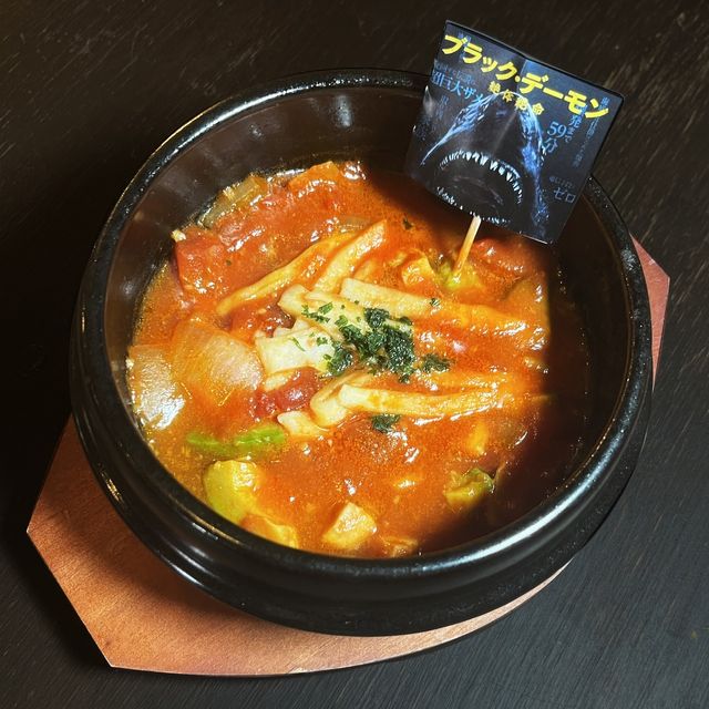 レアなサメ料理！『ブラック・デーモン 絶体絶命』コラボメニュー（4枚目）