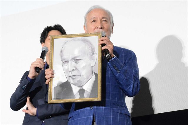 窪田正孝や鈴木伸之のいい笑顔がいっぱい！映画『東京喰種　トーキョーグール』初日舞台あいさつ（12枚目）