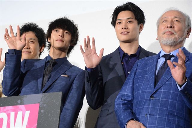 窪田正孝や鈴木伸之のいい笑顔がいっぱい！映画『東京喰種　トーキョーグール』初日舞台あいさつ（22枚目）