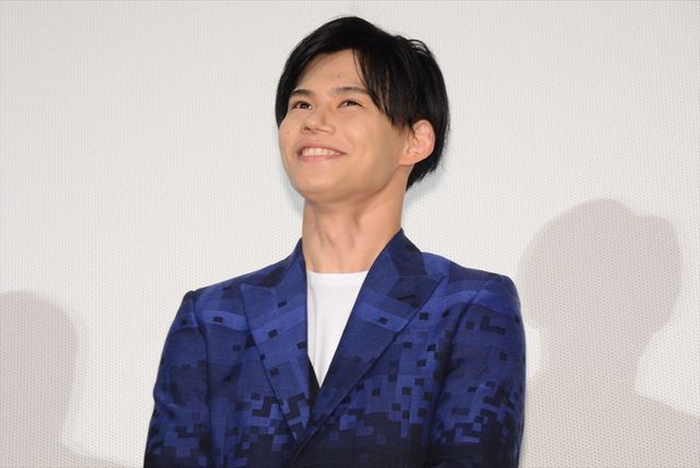 窪田正孝や鈴木伸之のいい笑顔がいっぱい！映画『東京喰種　トーキョーグール』初日舞台あいさつ（31枚目）