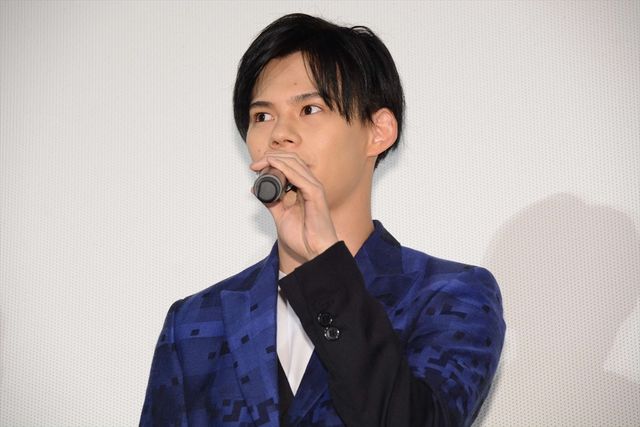 窪田正孝や鈴木伸之のいい笑顔がいっぱい！映画『東京喰種　トーキョーグール』初日舞台あいさつ（37枚目）