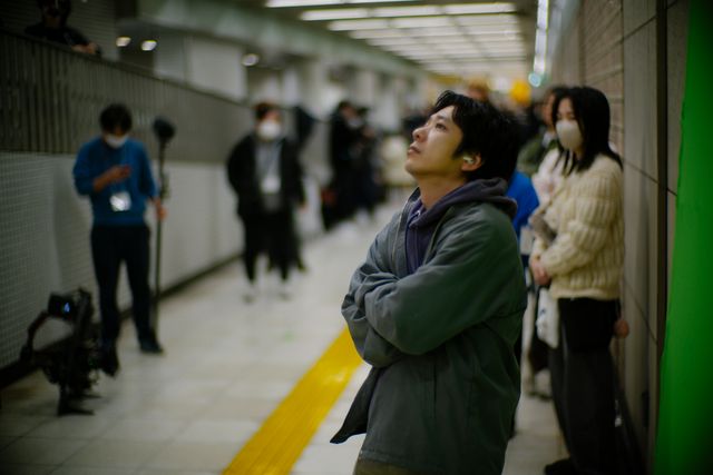 二宮和也主演『8番出口』メイキング＜4枚＞：フォトギャラリー