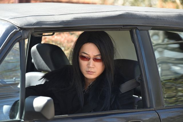 綾野剛「ウロボロス」に出演！チャラく、若干うさんくさいフリーライターに：フォトギャラリー