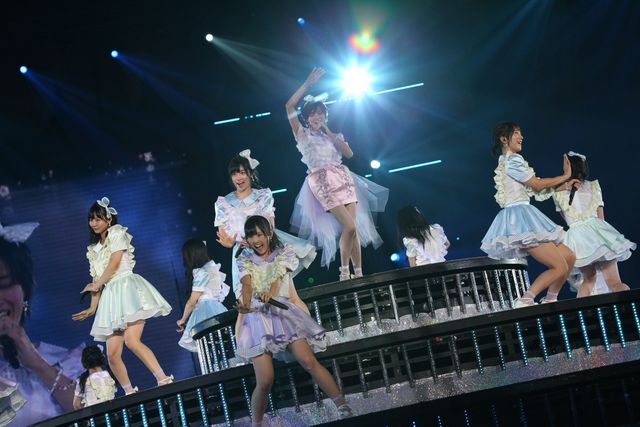 まゆゆが飛んだ！「AKB48グループ東京ドームコンサート」初日フォトギャラリー（33枚目）