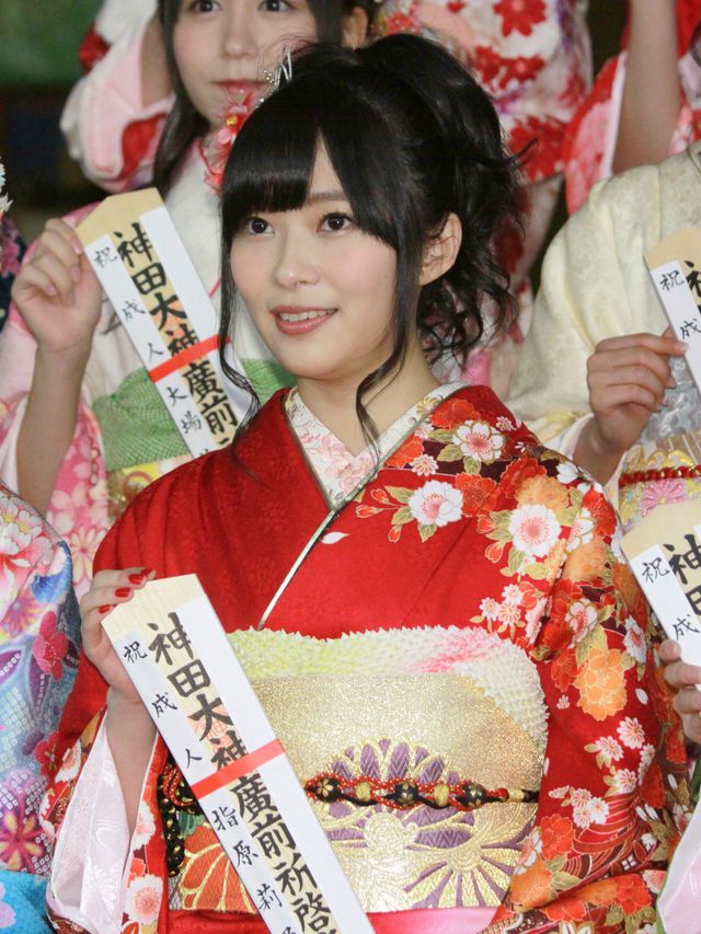 指原莉乃、峯岸みなみ、横山由依らAKBメンバー17名が成人式であでやかな振袖姿を披露!! 画像ギャラリー:フォトギャラリー
