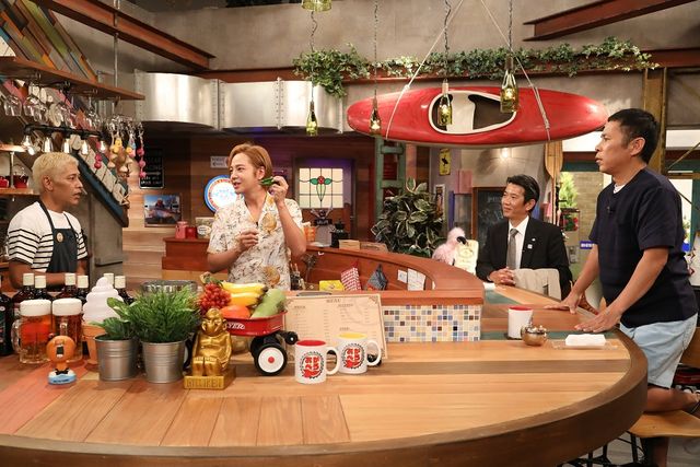 ロンブー田村とナイナイ岡村と楽しそうなチャン・グンソク（4枚目）