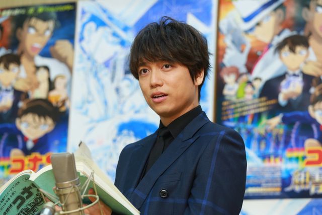 山崎育三郎＆河北麻友子、青山剛昌先生からの色紙に喜び！（9枚目）