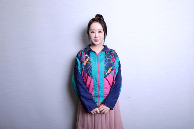 超仲良し！大泉洋＆東村アキコ撮りおろし＜8枚＞（8枚目）