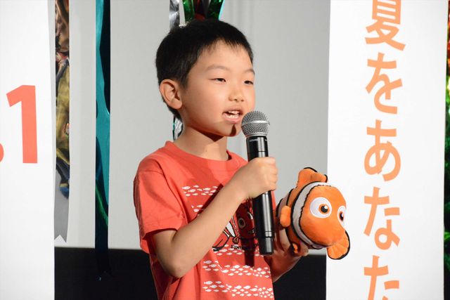 室井滋『ドリー』イベントに共演の子役と登場！『ファインディング・ドリー』大ヒット御礼舞台あいさつギャラリー（6枚目）