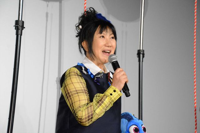 室井滋『ドリー』イベントに共演の子役と登場！『ファインディング・ドリー』大ヒット御礼舞台あいさつギャラリー（13枚目）