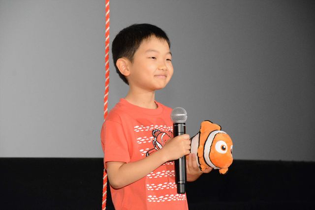 室井滋『ドリー』イベントに共演の子役と登場！『ファインディング・ドリー』大ヒット御礼舞台あいさつギャラリー（15枚目）