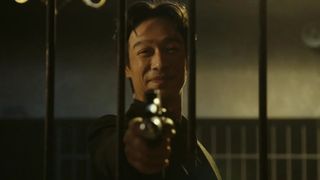 「VIVANT」野崎&ドラムに危機迫る…銃を構えるリュウ・ミンシュエンの新カット先行公開