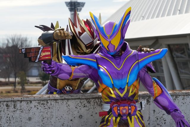 絆斗の前に現れた店主の正体は…「仮面ライダーガヴ」第41話場面カット（5枚目）