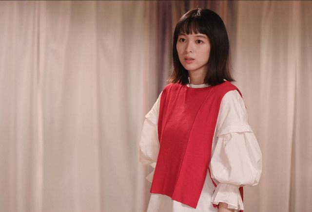 清野菜名＆坂口健太郎「ハンオシ」初回場面写真（5枚目）