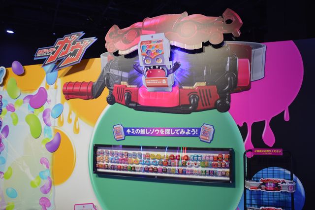仮面ライダー・スーパー戦隊・ウルトラマンの変身アイテム大集結！「NARIKIRI WORLD 2024」プレス内覧会（11枚目）