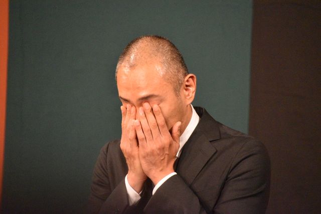 旅立った小林麻央さんへの思いあふれ……市川海老蔵さん、会見の様子（9枚目）