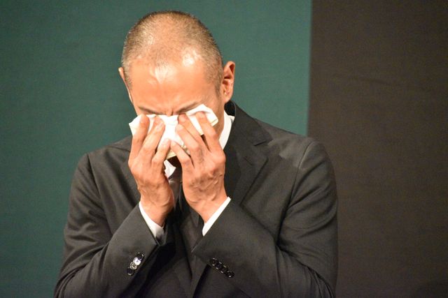 旅立った小林麻央さんへの思いあふれ……市川海老蔵さん、会見の様子（11枚目）