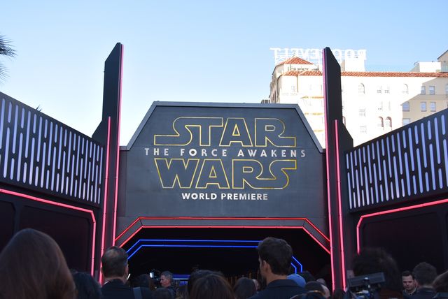 『スター・ウォーズ』新旧キャスト大集結の超豪華ワールドプレミア！写真ギャラリー（21枚目）