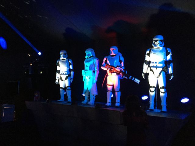 『スター・ウォーズ』新旧キャスト大集結の超豪華ワールドプレミア！写真ギャラリー（61枚目）