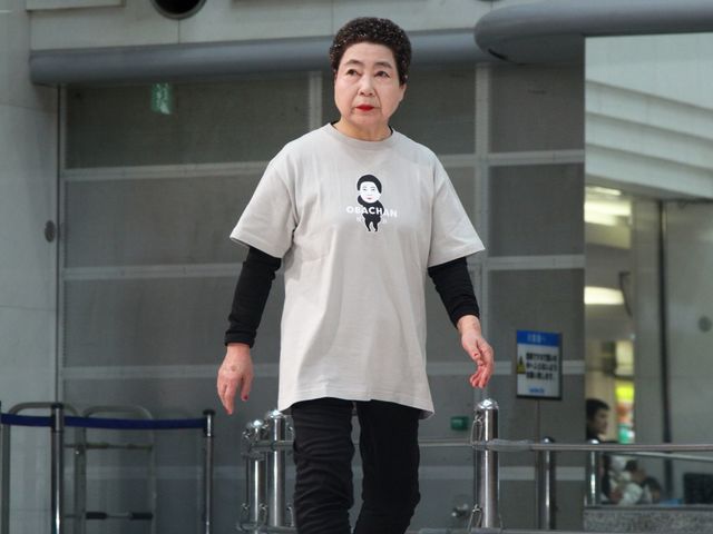 「ガキの使い」キスおばちゃん、30秒で49人にキスしギネス保持者に!!　画像ギャラリー（17枚目）