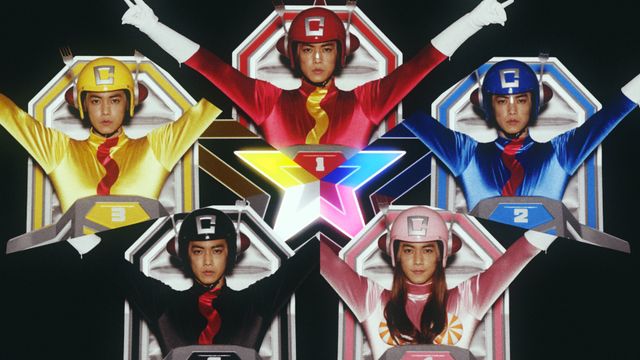 佐藤健が女装で戦隊ピンクに！フォトギャラリー：フォトギャラリー