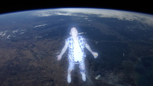 佐藤健が女装で戦隊ピンクに！フォトギャラリー（13枚目）