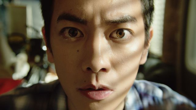 佐藤健が女装で戦隊ピンクに！フォトギャラリー（18枚目）