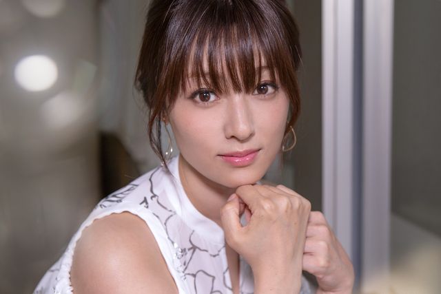 美しすぎる…深田恭子インタビューカット集（7枚目）