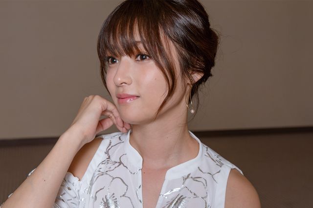 美しすぎる…深田恭子インタビューカット集（9枚目）