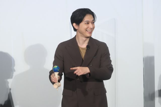 山下大輝、吉沢亮らの笑顔はじける！『僕のヒーローアカデミア THE MOVIE ワールド　ヒーローズ　ミッション』公開記念舞台あいさつ：フォトギャラリー