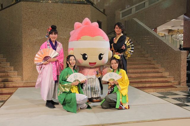 映画『超高速!参勤交代』と日本橋三越本店のコラボで大名行列が復活！フォトギャラリー（10枚目）