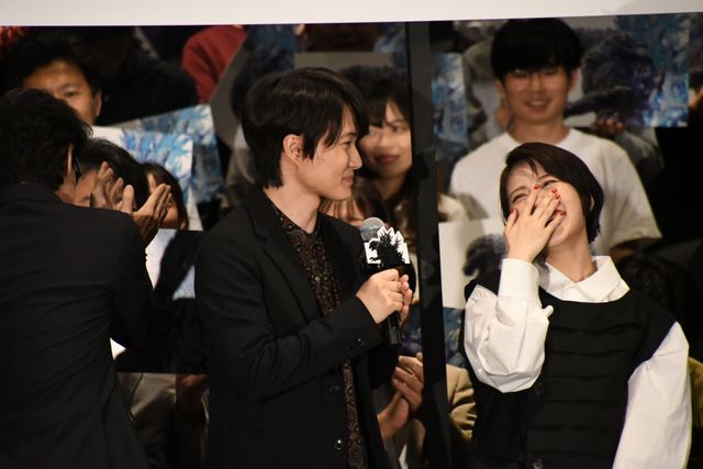 『ゴジラ-1.0』公開初日、客席から拍手喝采！神木隆之介＆浜辺美波らメインキャスト集結（4枚目）