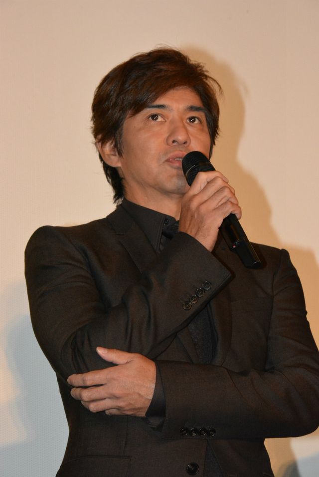 佐藤浩市が感無量…映画『人類資金』初日舞台あいさつフォトギャラリー（8枚目）
