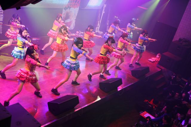 諸星和己が仮面女子のライブに乱入！フォトギャラリー：フォトギャラリー