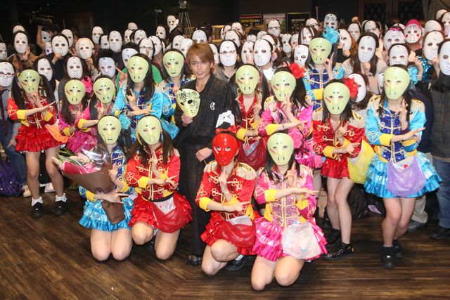 諸星和己が仮面女子のライブに乱入！フォトギャラリー（7枚目）