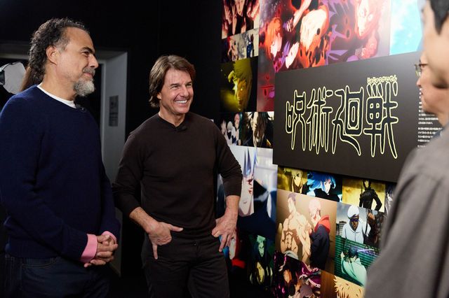 トム・クルーズ「進撃の巨人」展示に見入る「MAPPA EXPO 15th Anniversary」訪問（3枚目）