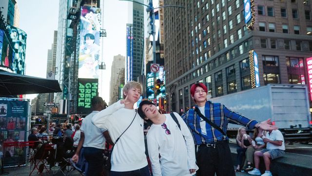 『MGA MAGICAL 10 YEARS DOCUMENTARY FILM ~THE ORIGIN~』より