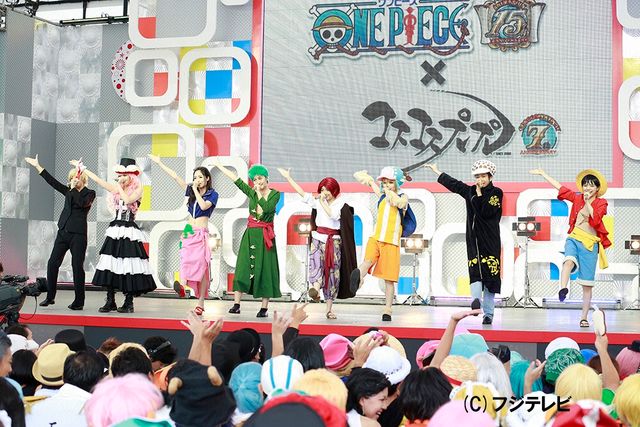 ケンコバのセニョール・ピンクが似合いすぎ！「ONE PIECE」コスプレイベント写真ギャラリー（5枚目）