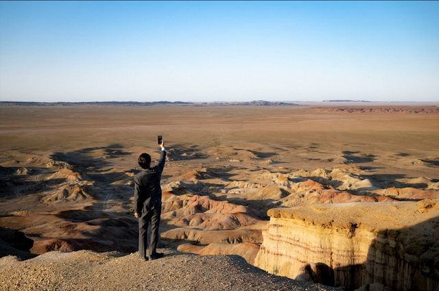 日曜劇場「VIVANT」初回場面写真（3枚目）